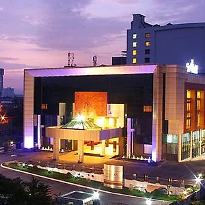 Hotel Gokulam Park, Kochi