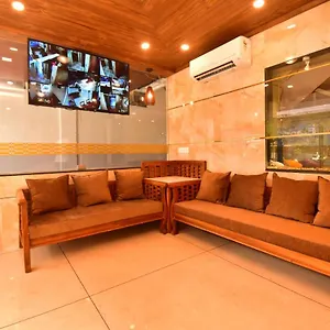 Hotel Orchid Suites Cochin